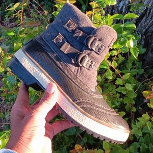 UGG Australia Marais ~WOMEN'S  Waterproof Winter Boots Women’s